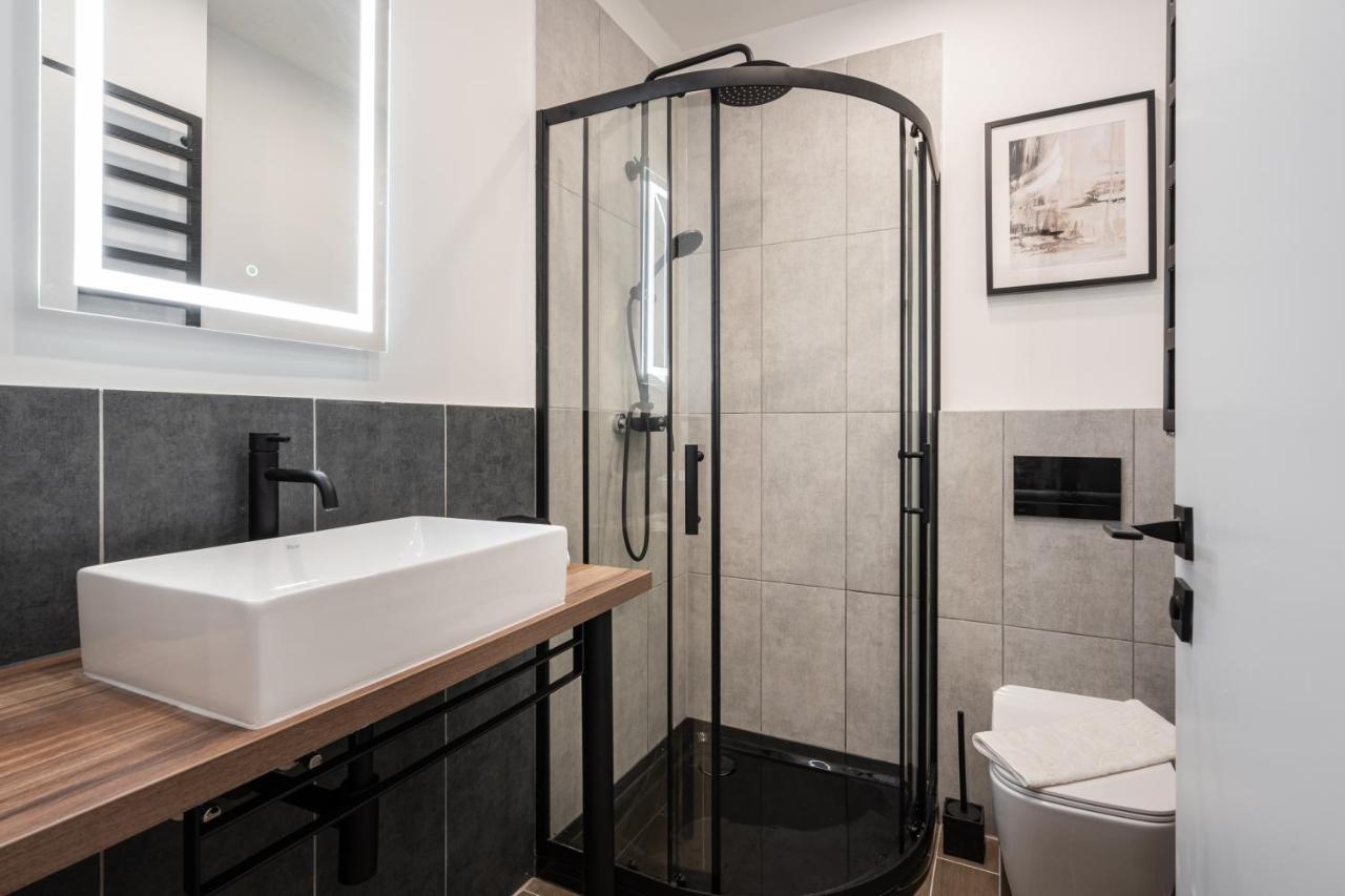Kl31 - Urban Escape - Prime Location - Klauzal Square By Bqa Apartment บูดาเปสต์ ภายนอก รูปภาพ