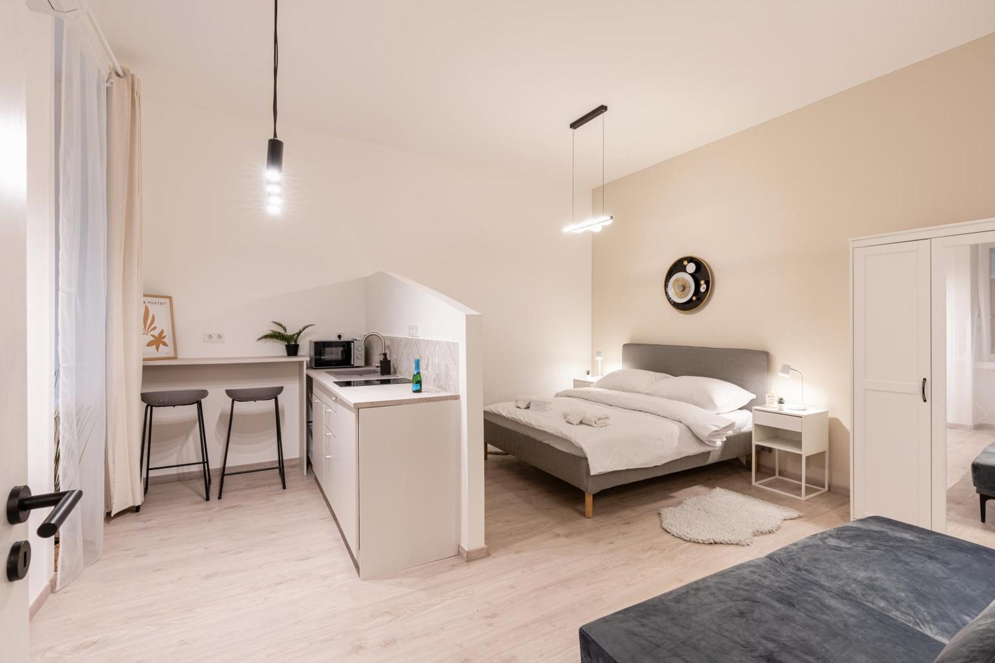 Kl31 - Urban Escape - Prime Location - Klauzal Square By Bqa Apartment บูดาเปสต์ ภายนอก รูปภาพ