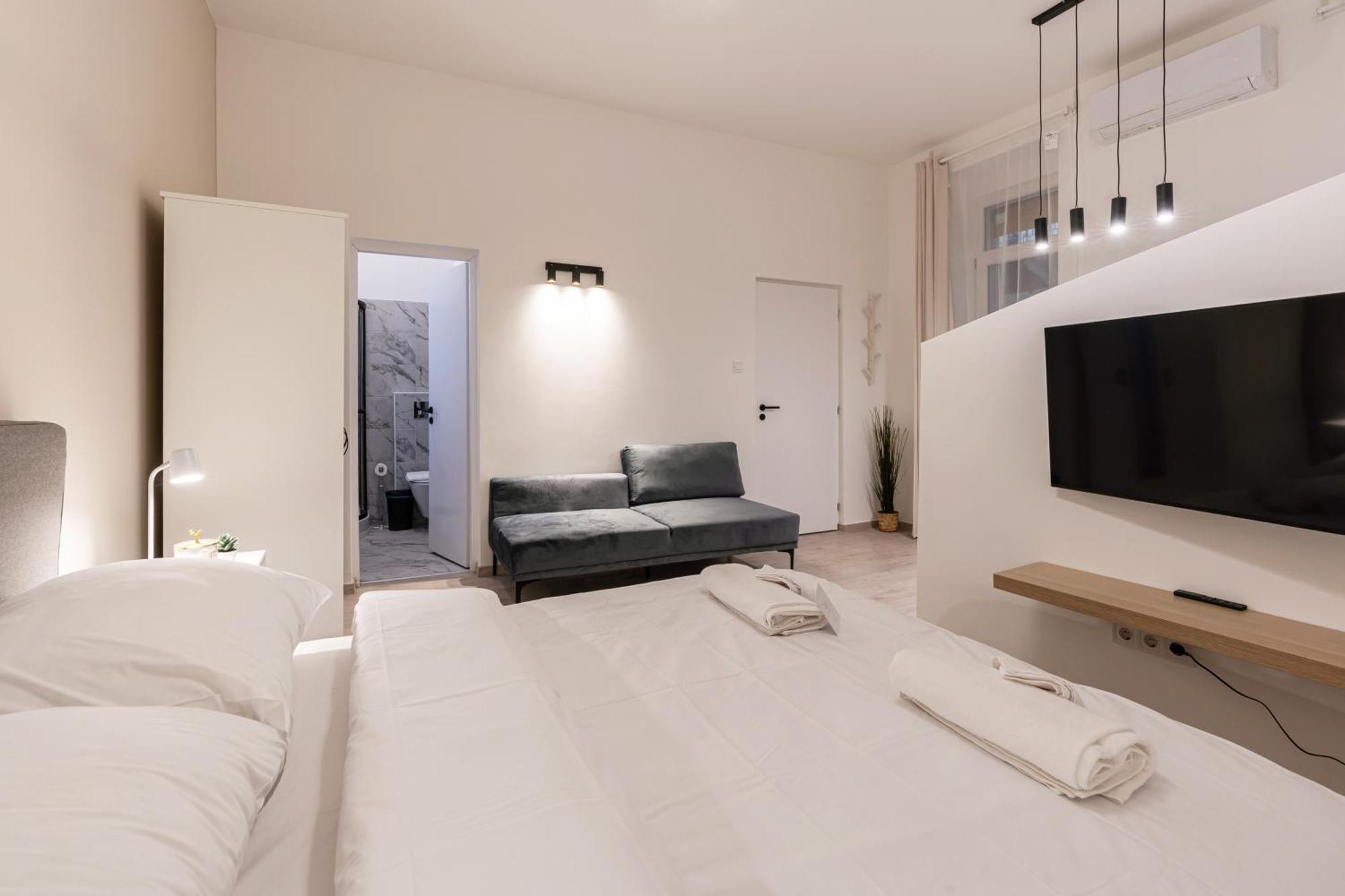 Kl31 - Urban Escape - Prime Location - Klauzal Square By Bqa Apartment บูดาเปสต์ ภายนอก รูปภาพ