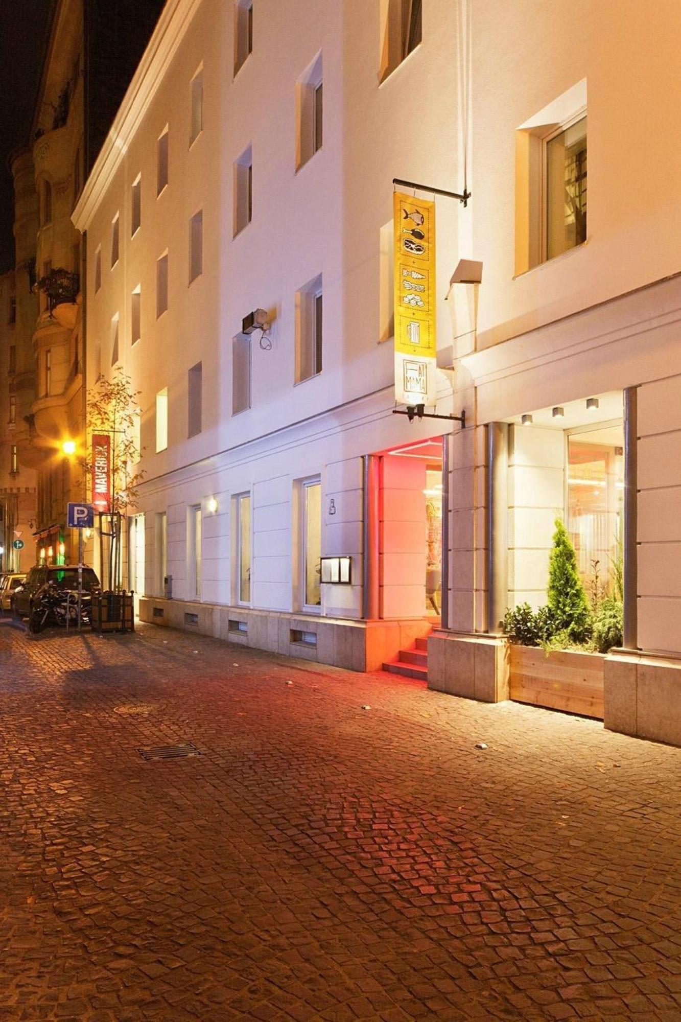 Kl31 - Urban Escape - Prime Location - Klauzal Square By Bqa Apartment บูดาเปสต์ ภายนอก รูปภาพ